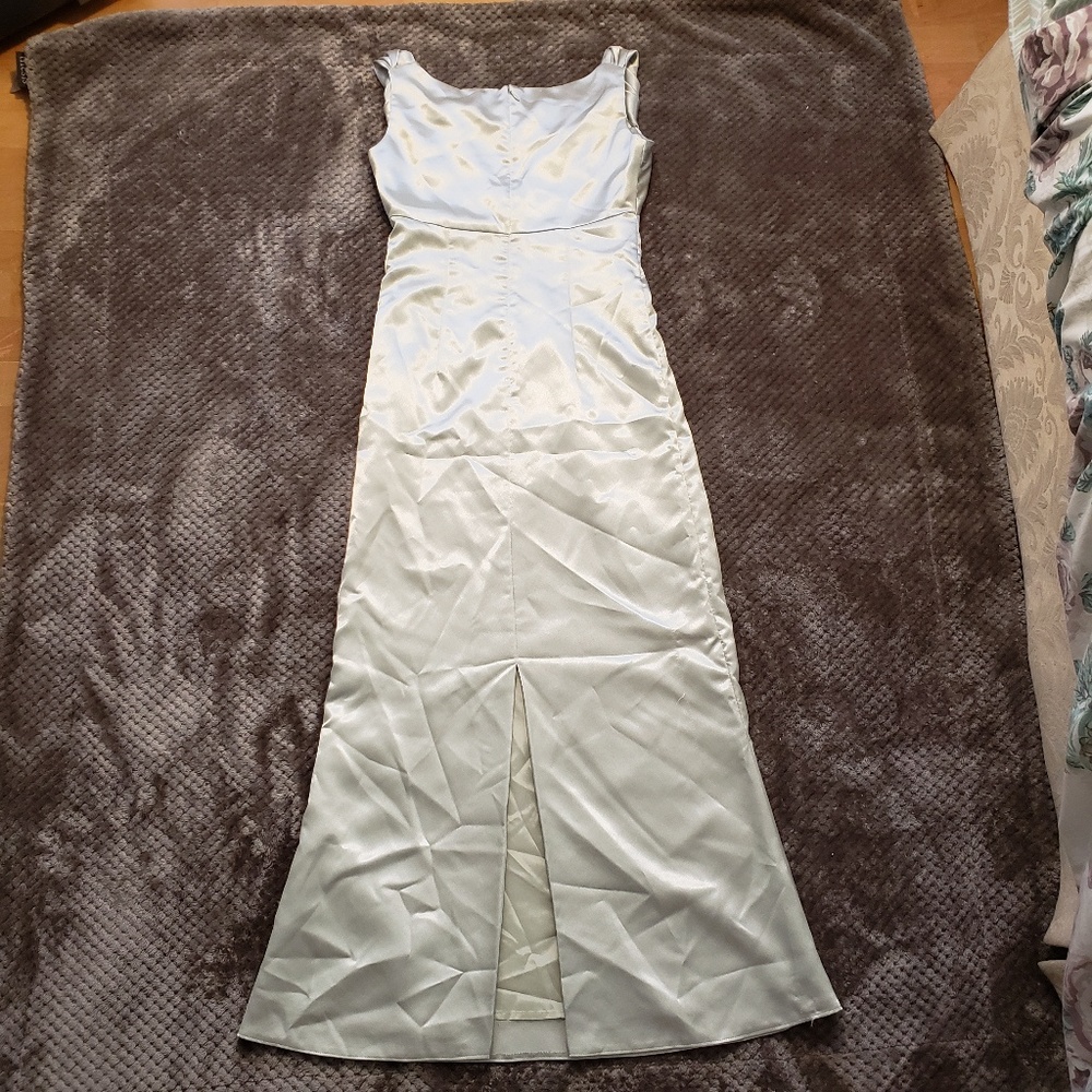 Watters and Watters Pale green dress - Picture 3 of 4